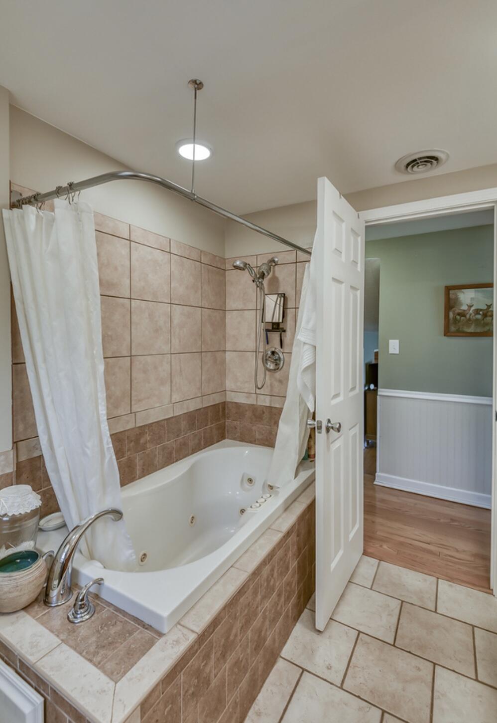 179 Greendale Road Johnson City, TN 37601 - Photo 21 of 48 AD15B712-51A5-4662-8939-30F9F272186D