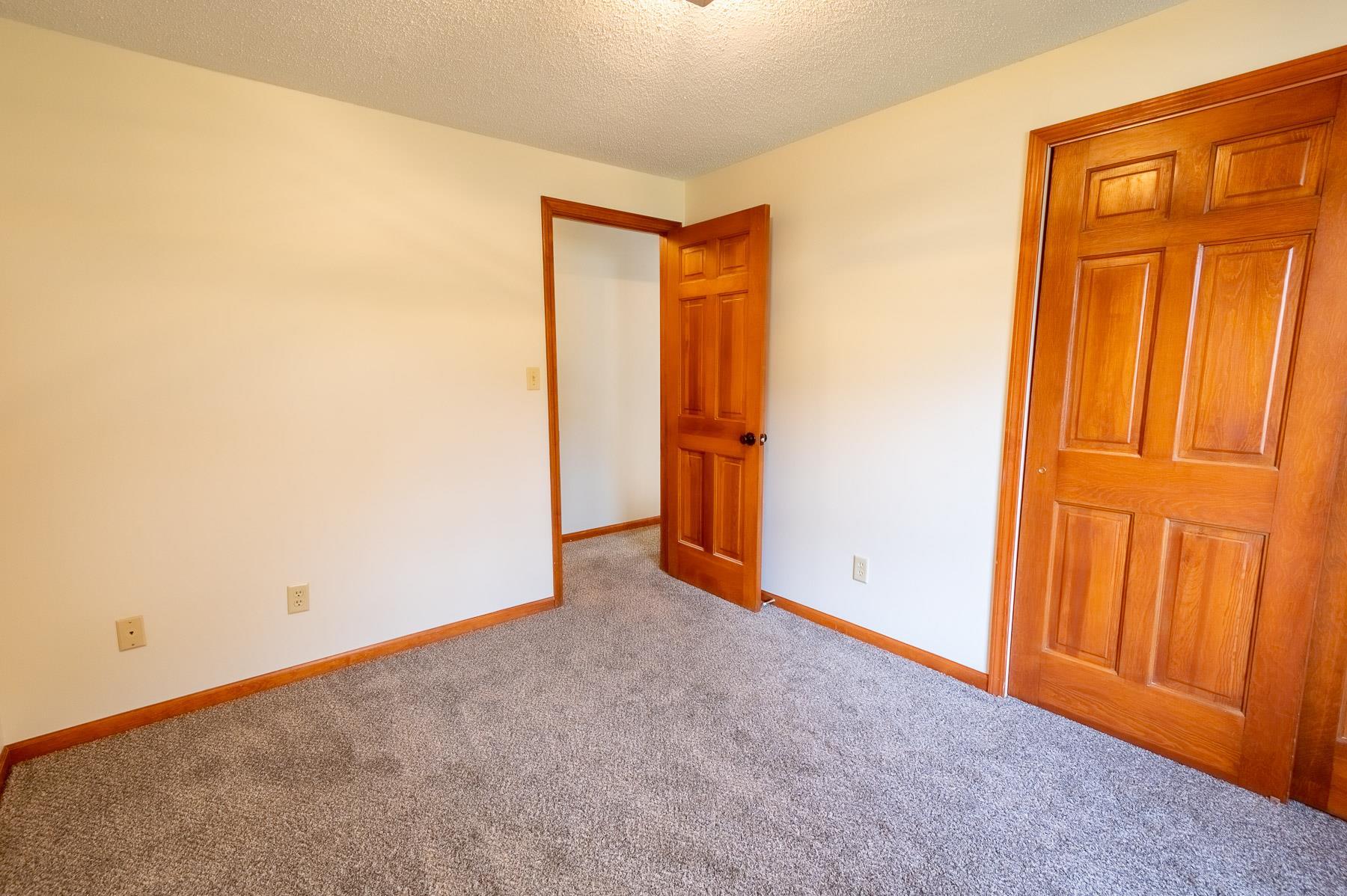 2823 Old Orchard Road Fort Wayne, IN 46804 - Photo 22 of 35