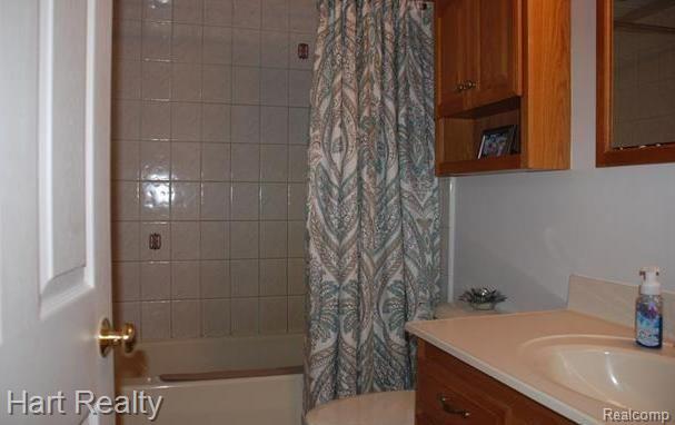 3489 Hartsell Road Owendale, MI 48754 - Photo 13 of 40 5.jpg