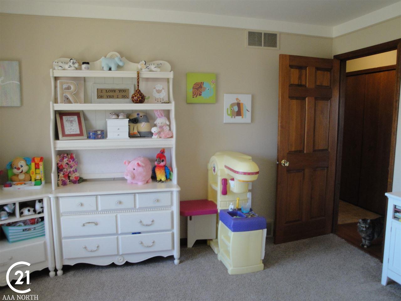 7079 General Squier Road Almont, MI 48003 - Photo 18 of 26 31374328-17.JPG