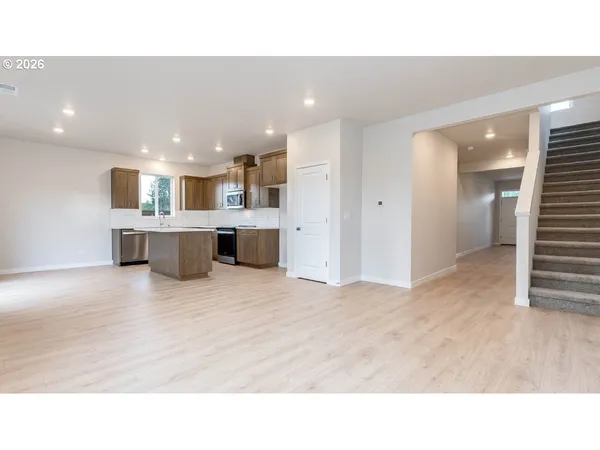 $567,995 | 3504 Southwest Binford Avenue, Gresham, OR 97080