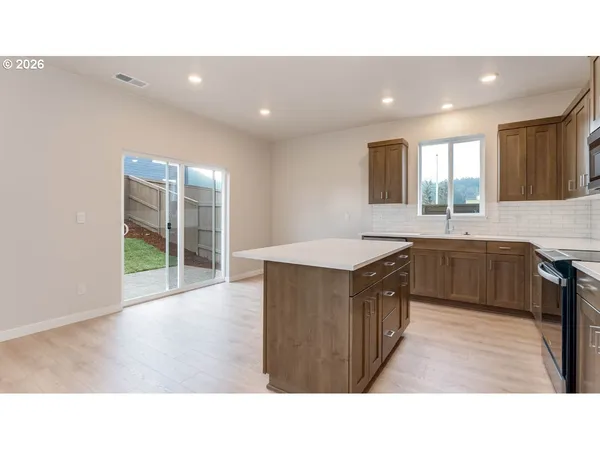 $567,995 | 3504 Southwest Binford Avenue, Gresham, OR 97080