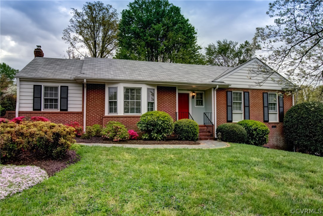 527 Ridgeley Lane Henrico, VA 23229 - Photo 2 of 35 Gallery Image 2