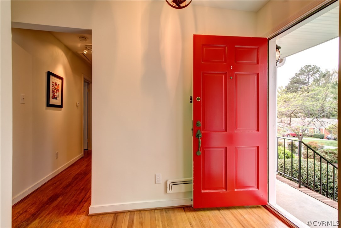 527 Ridgeley Lane Henrico, VA 23229 - Photo 7 of 35 Gallery Image 7