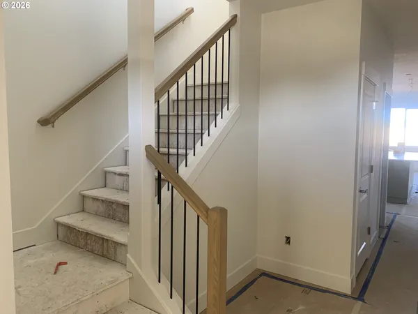 $676,000 | 1892 South Holly Street, Canby, OR 97013