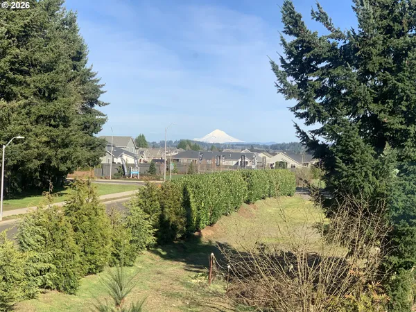 $676,000 | 1892 South Holly Street, Canby, OR 97013