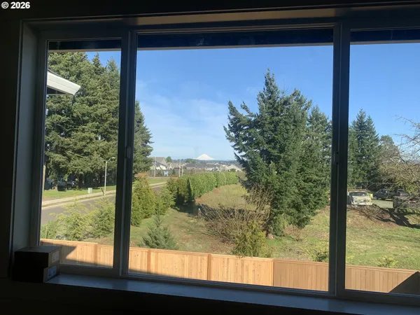 $676,000 | 1892 South Holly Street, Canby, OR 97013