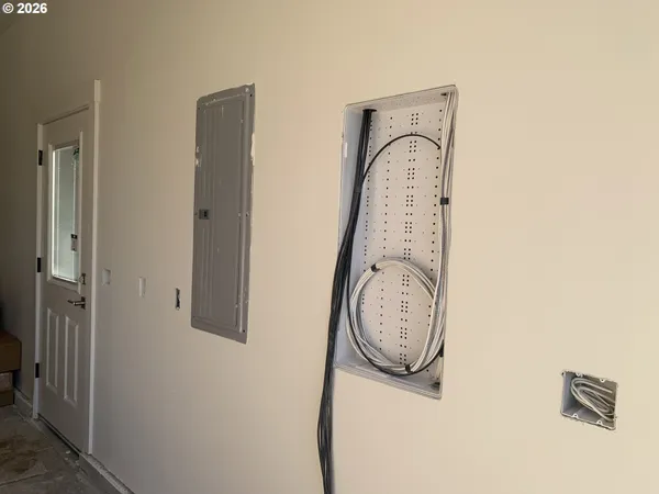 $676,000 | 1892 South Holly Street, Canby, OR 97013