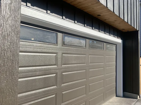 $676,000 | 1892 South Holly Street, Canby, OR 97013