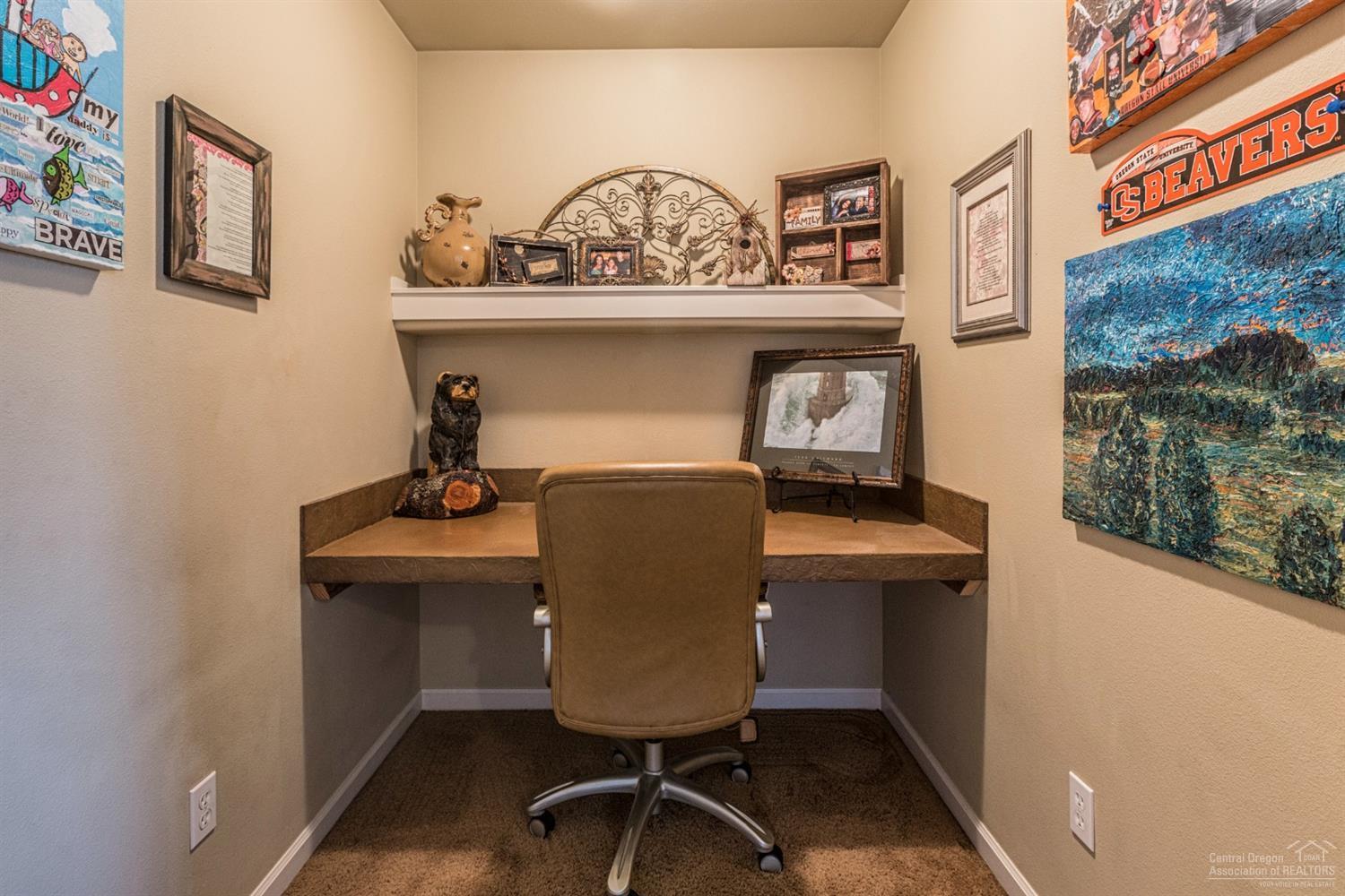 20981 Yeoman Road Bend, OR 97701 - Photo 14 of 25 Additional Photo