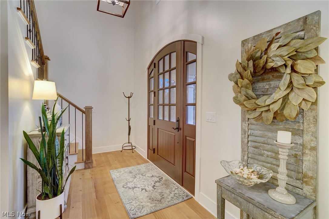 427 Falls Road Chagrin Falls, OH 44022 - Photo 4 of 45 Gallery Image 4