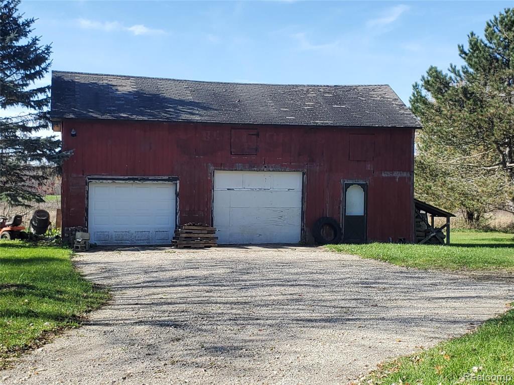 3262 Hadley Road Lapeer, MI 48446 - Photo 30 of 39