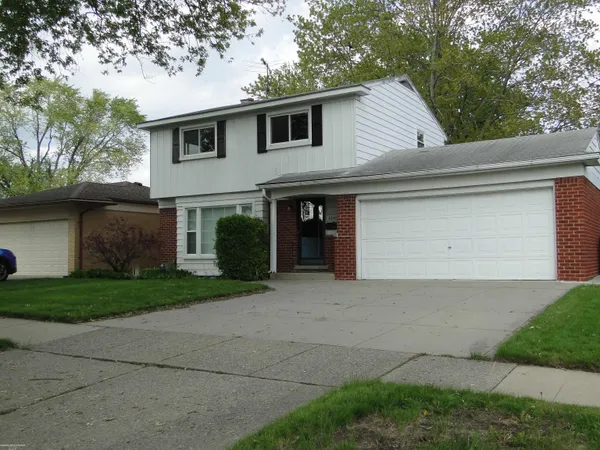 $255,000 | 30416 Eiffel Avenue, Warren, MI 48088