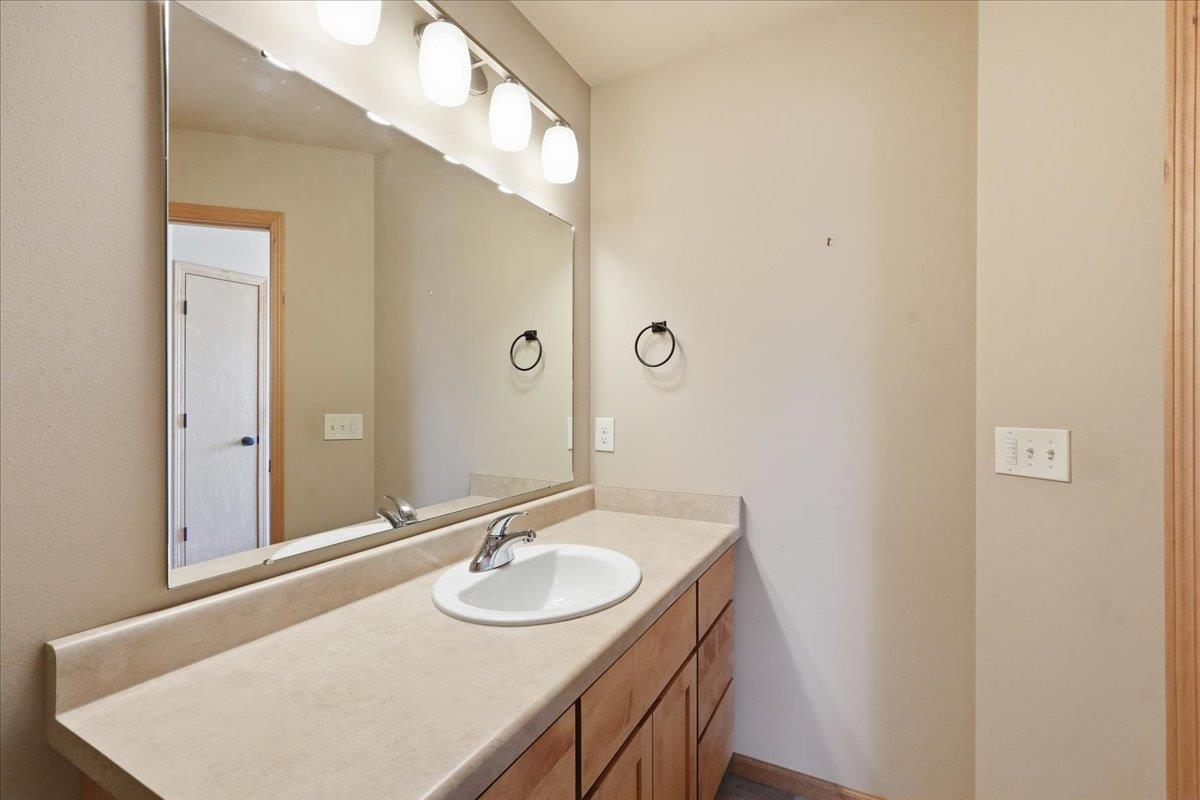 7160 Calla Pass Middleton, WI 53562 - Photo 38 of 52