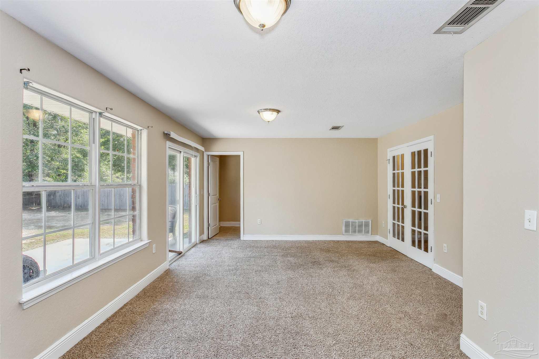 9901 Nichols Lake Road Milton, FL 32583 - Photo 18 of 42 Gallery Image 18