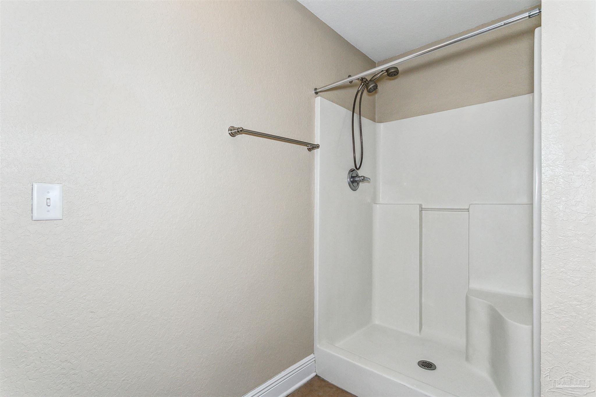 9901 Nichols Lake Road Milton, FL 32583 - Photo 29 of 42 Gallery Image 29