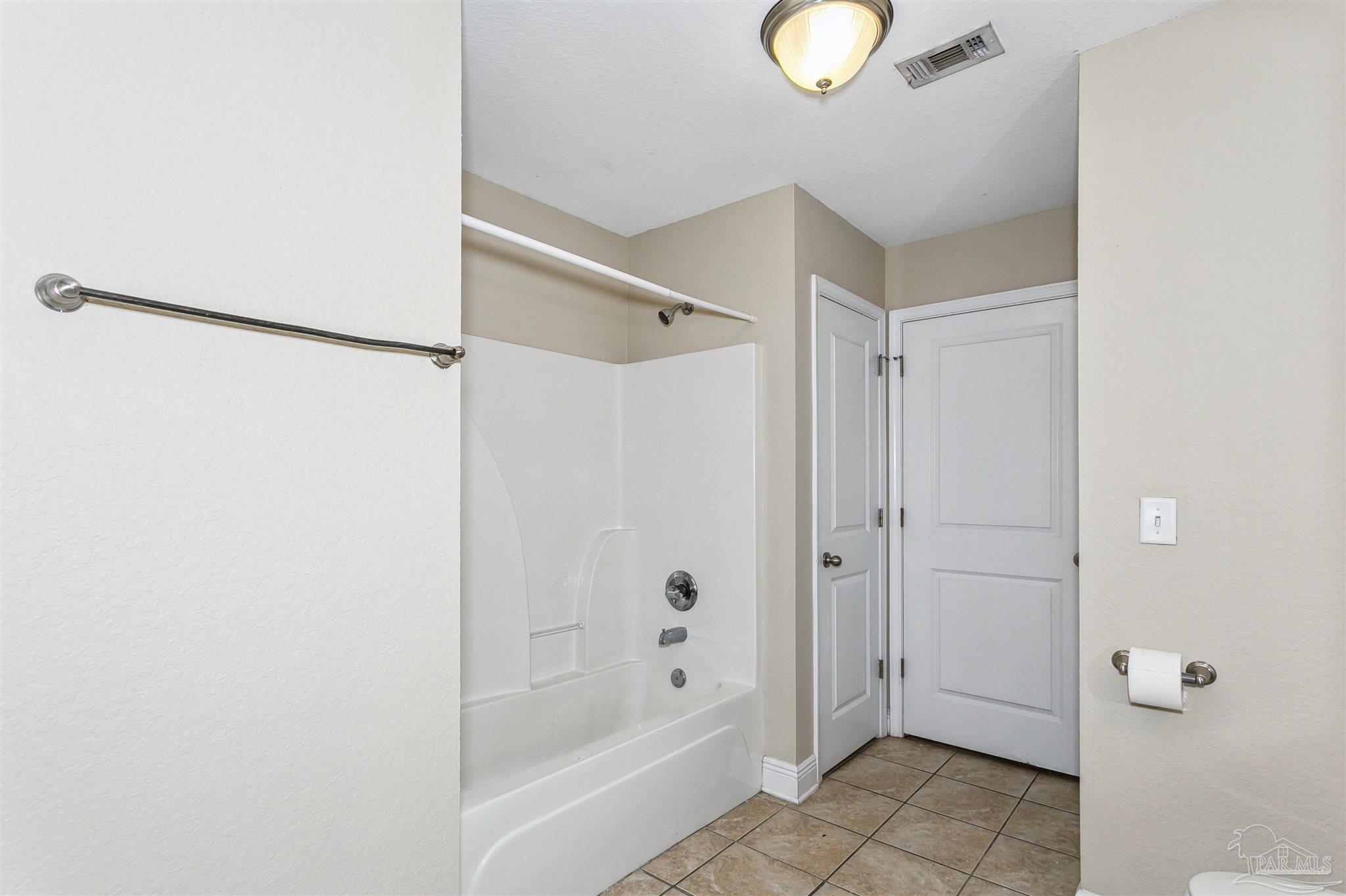 9901 Nichols Lake Road Milton, FL 32583 - Photo 33 of 42 Gallery Image 33