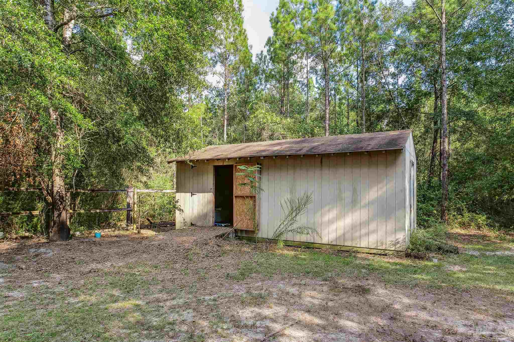 9901 Nichols Lake Road Milton, FL 32583 - Photo 41 of 42 Gallery Image 41