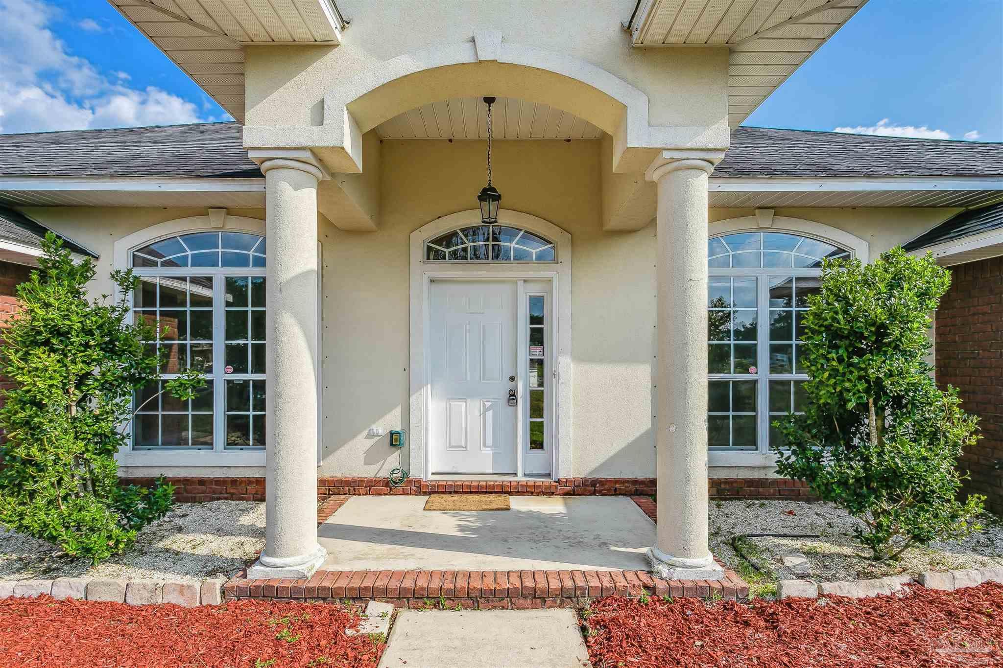 9901 Nichols Lake Road Milton, FL 32583 - Photo 6 of 42 Gallery Image 6