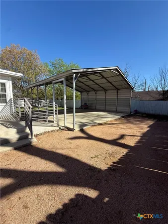 $1,395 | 619 East Donegan Street, Seguin, TX 78155