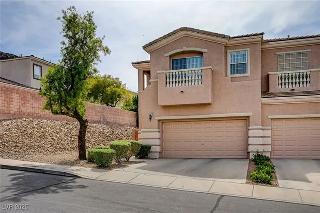 $1,800 | 229 Serenity Crest Street, Henderson, NV 89012