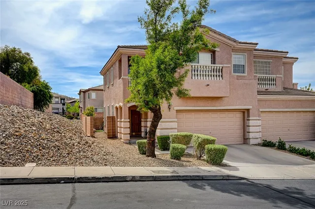 $1,800 | 229 Serenity Crest Street, Henderson, NV 89012