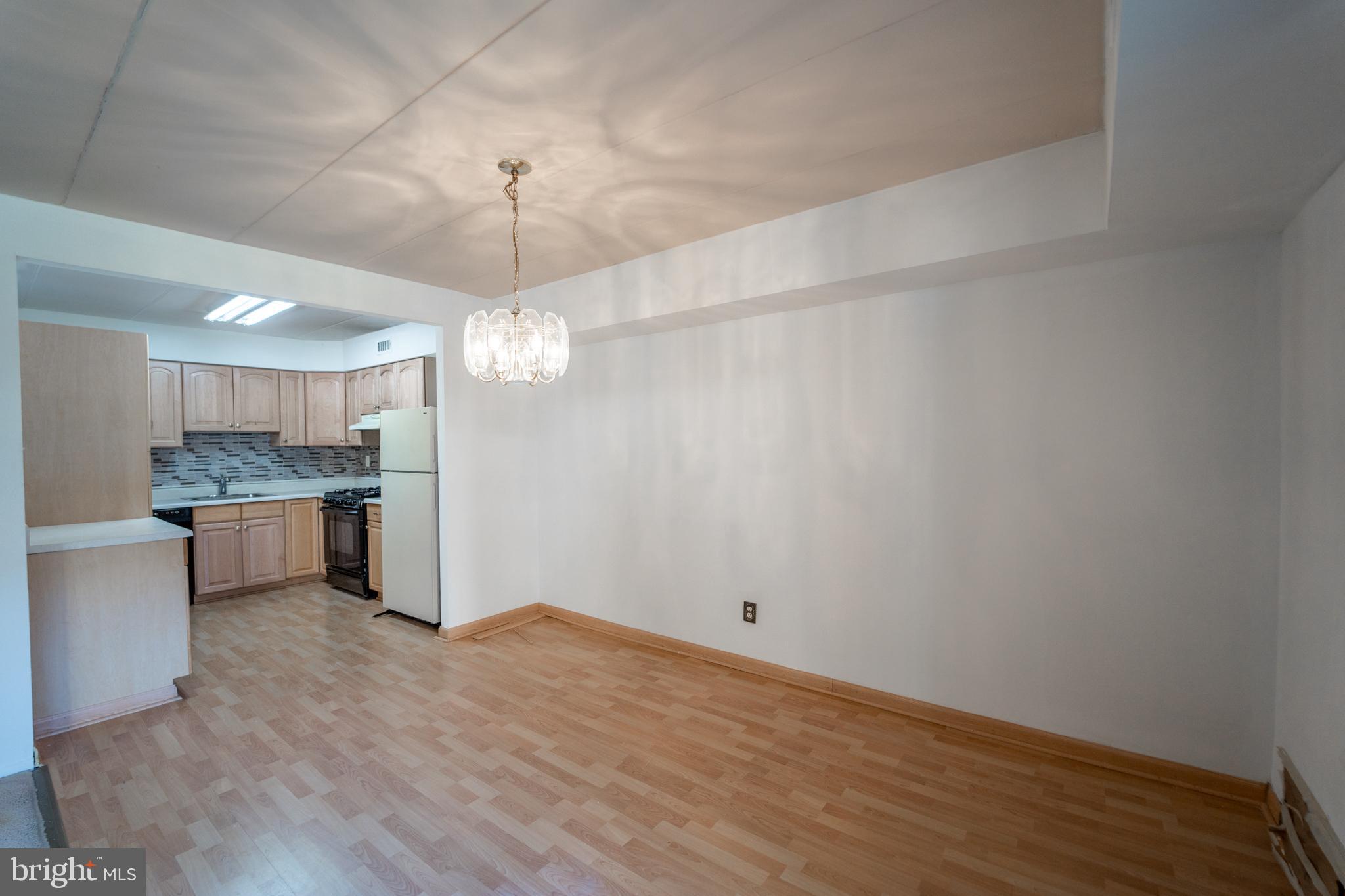 8910 Krewstown Road, Unit 112 Philadelphia, PA 19115 - Photo 8 of 17 Gallery Image 8