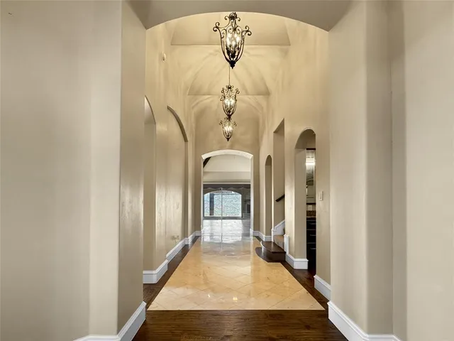 $889,900 | 5064 Copperglen Circle, Colleyville, TX 76034