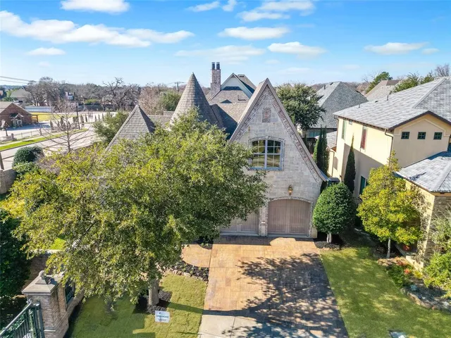 $889,900 | 5064 Copperglen Circle, Colleyville, TX 76034