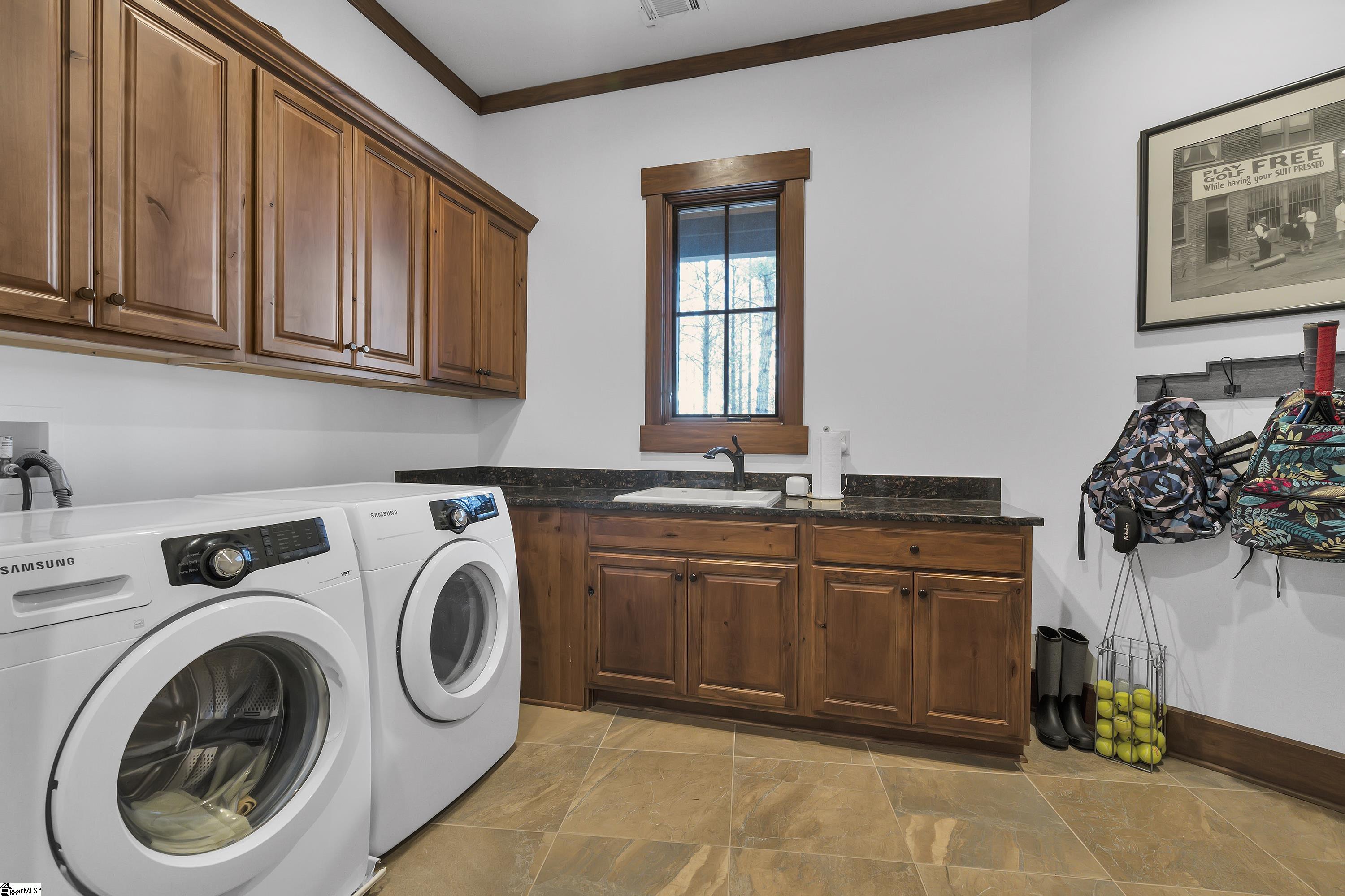 337 Keowee Avenue Sunset, SC 29685 - Photo 13 of 36