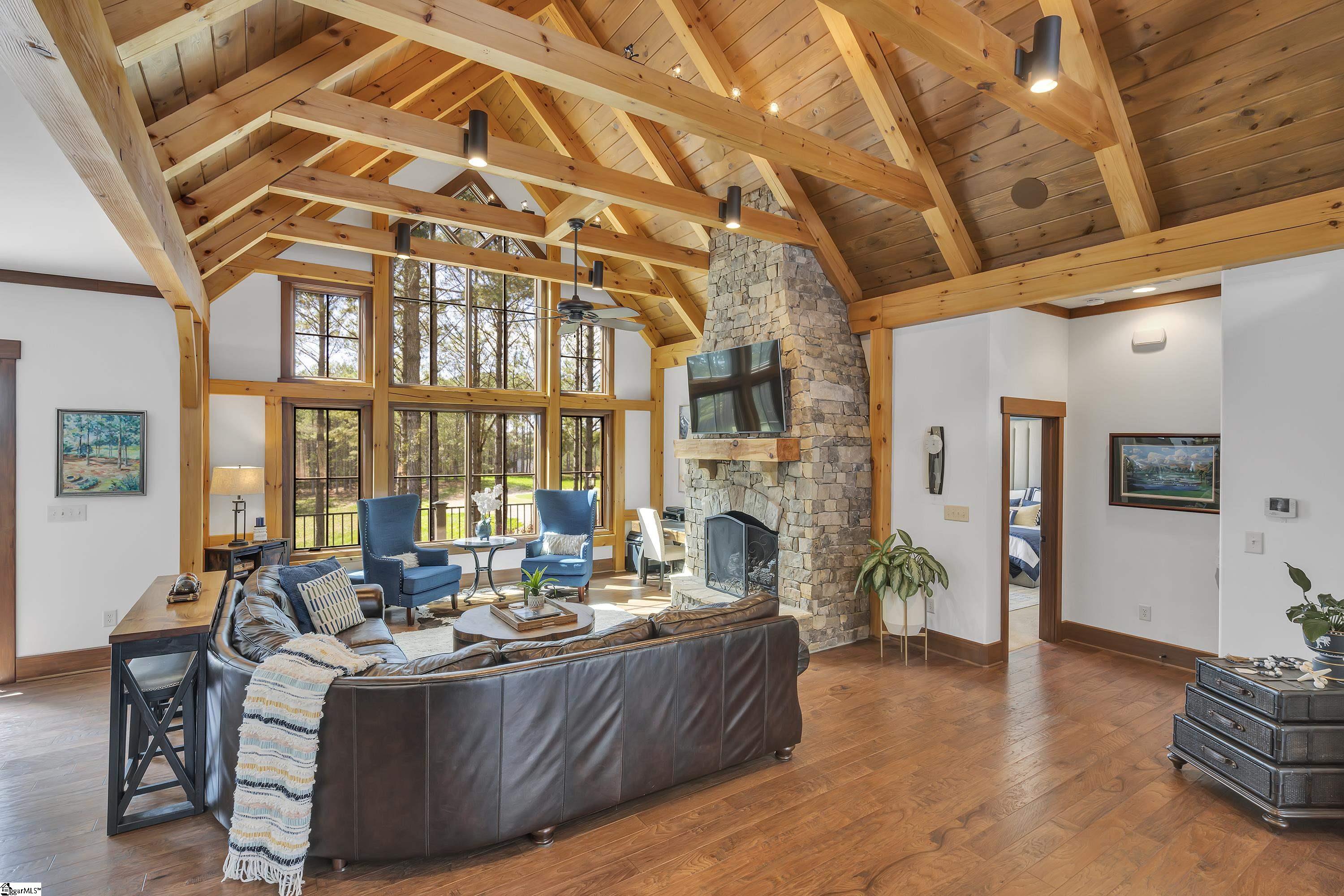 337 Keowee Avenue Sunset, SC 29685 - Photo 7 of 36