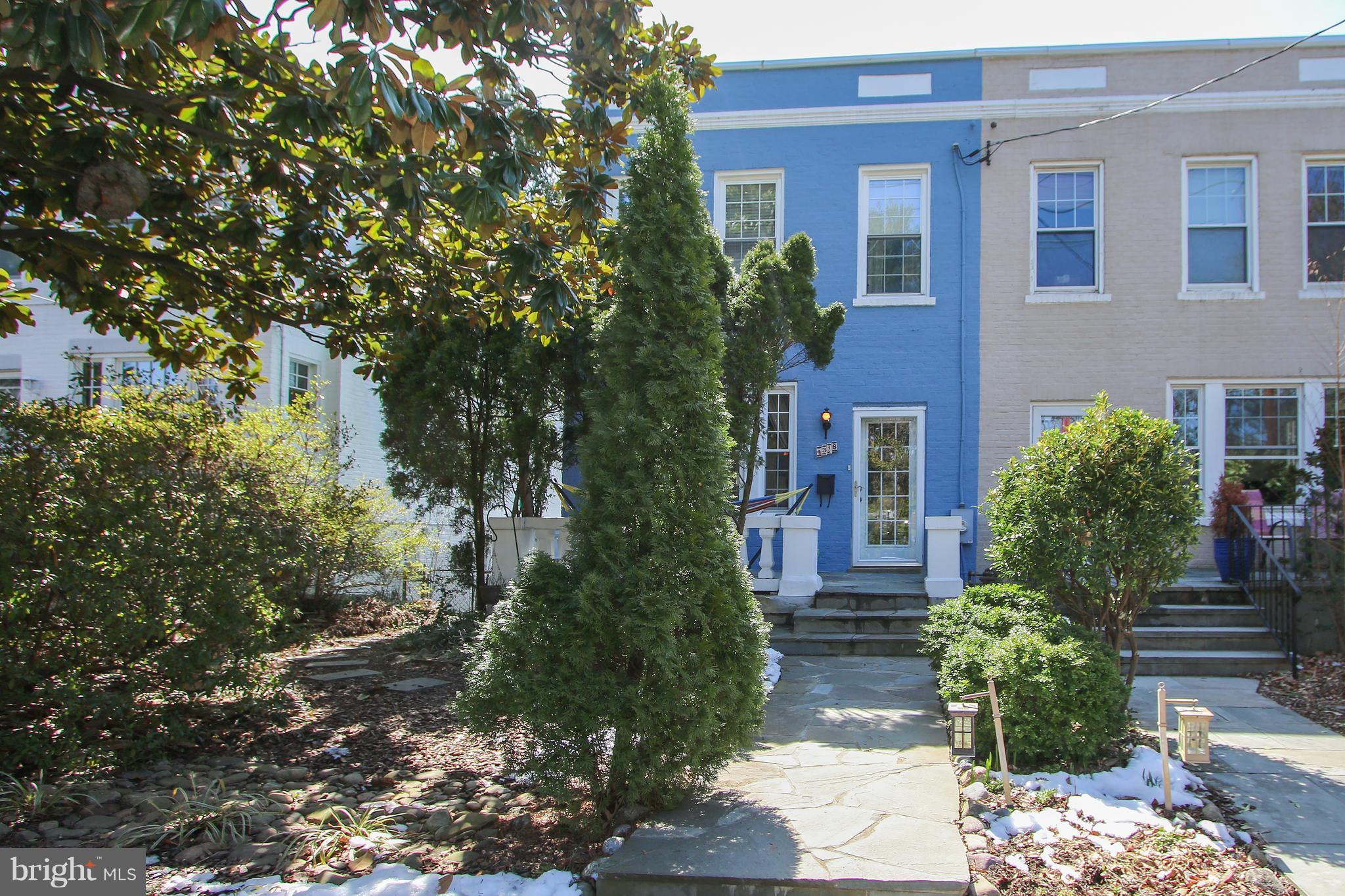 4318 River Road Northwest Washington, DC 20016 - Photo 1 of 29 Exterior (Front)