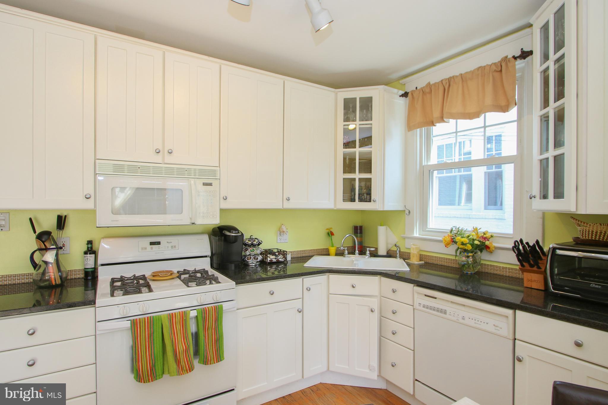 4318 River Road Northwest Washington, DC 20016 - Photo 12 of 29 Kitchen