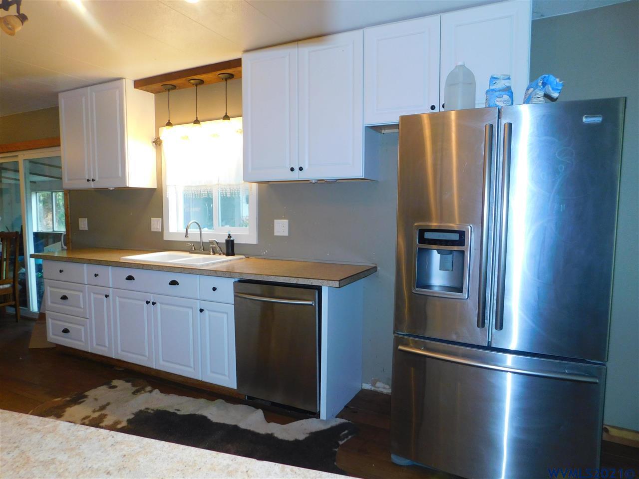 30235 Fairview Road Lebanon, OR 97355 - Photo 10 of 38 Gallery Image 10