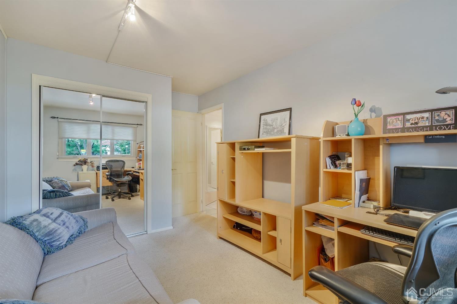 8 Buck Road East Brunswick, NJ 08816 - Photo 21 of 44 Gallery Image 21