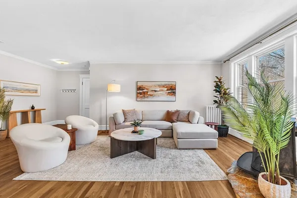 $1,180,000 | 50 Lancaster Terrace, Unit 4, Brookline, MA 02446