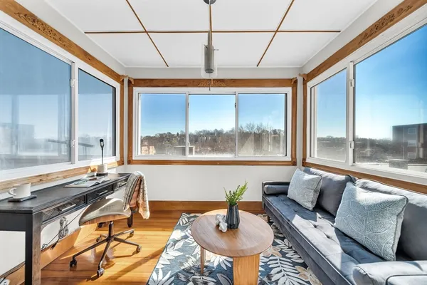 $1,180,000 | 50 Lancaster Terrace, Unit 4, Brookline, MA 02446