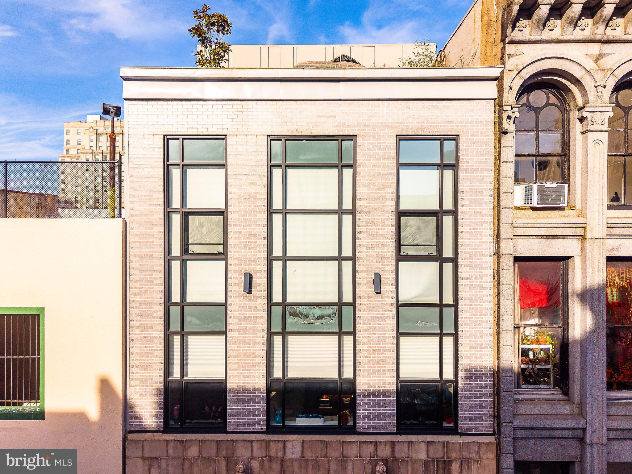 725 Chestnut Street, Unit 2 Philadelphia, PA 19106 - Photo 4 of 29