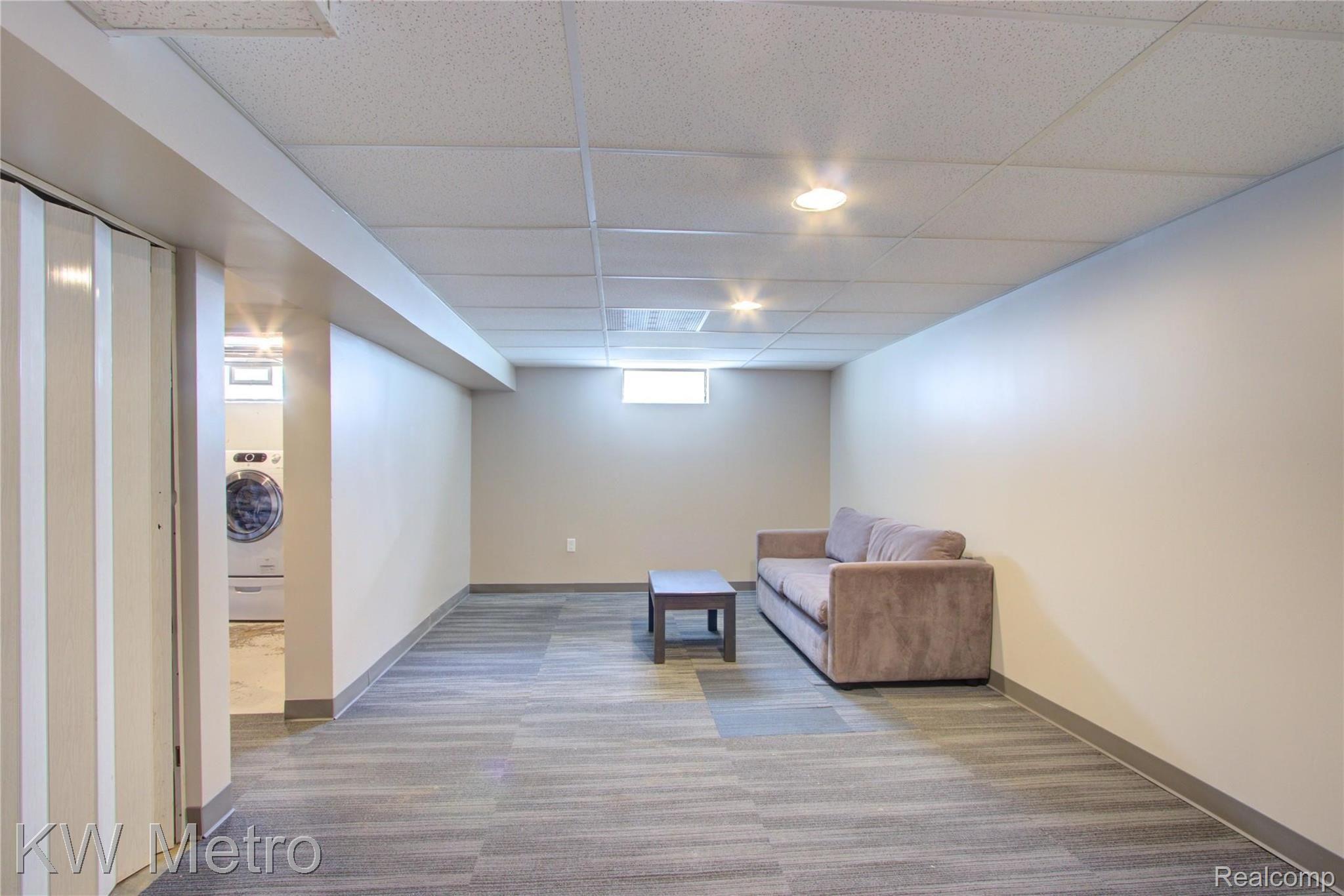 716 Renshaw Street Rochester, MI 48307 - Photo 21 of 31 21.jpg