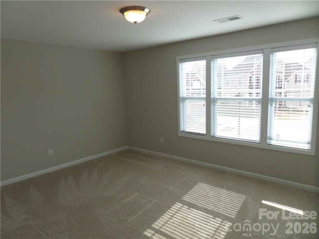 9515 Inverness Bay Road Charlotte, NC 28278 - Photo 14 of 17 Gallery Image 14