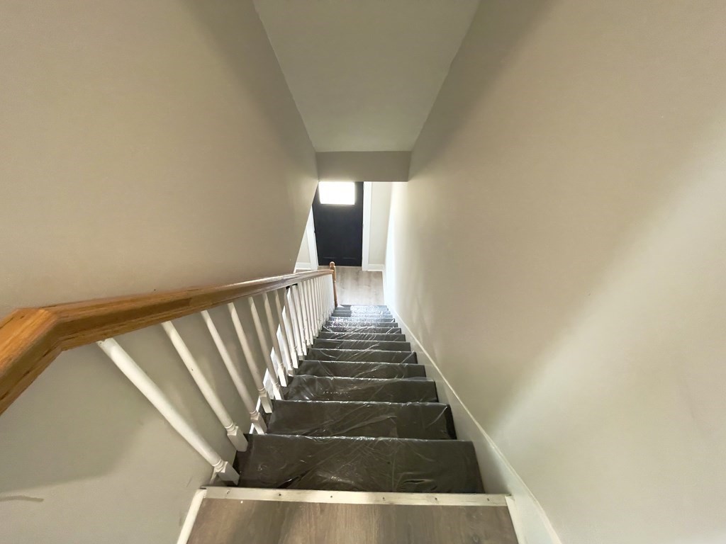 65 Maple Street Spencer, MA 01562 - Photo 11 of 30