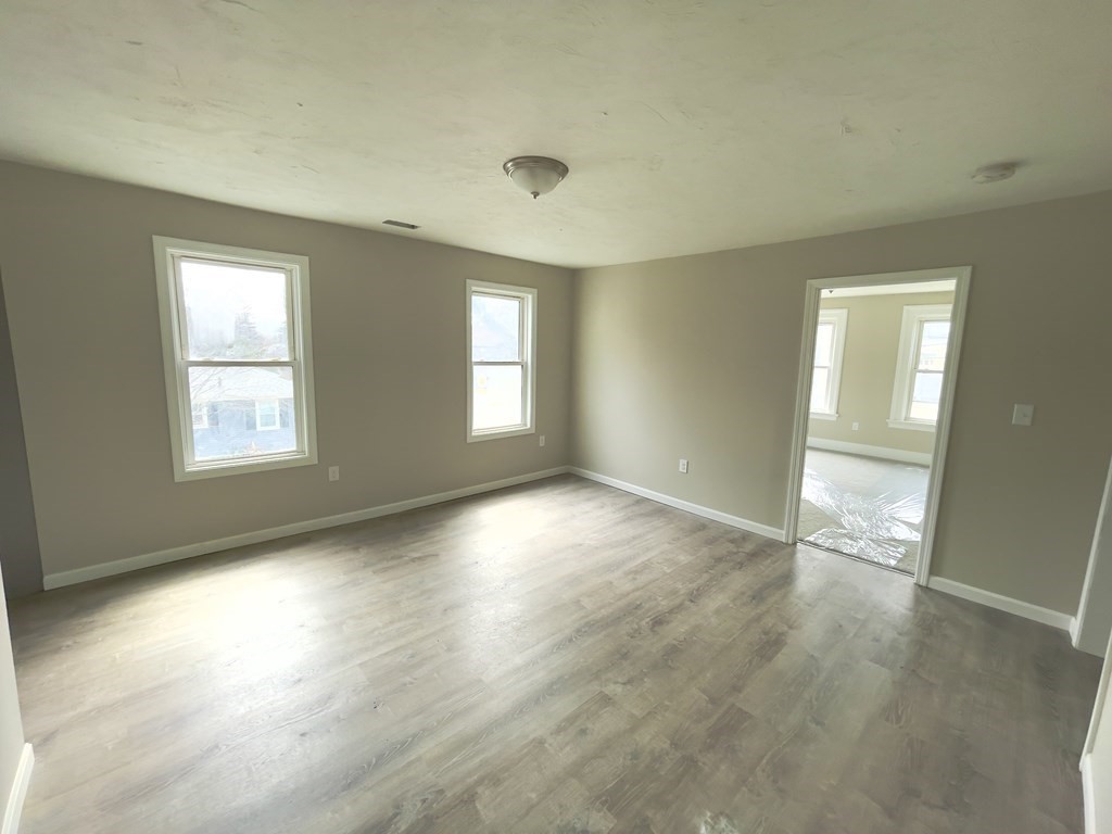 65 Maple Street Spencer, MA 01562 - Photo 12 of 30