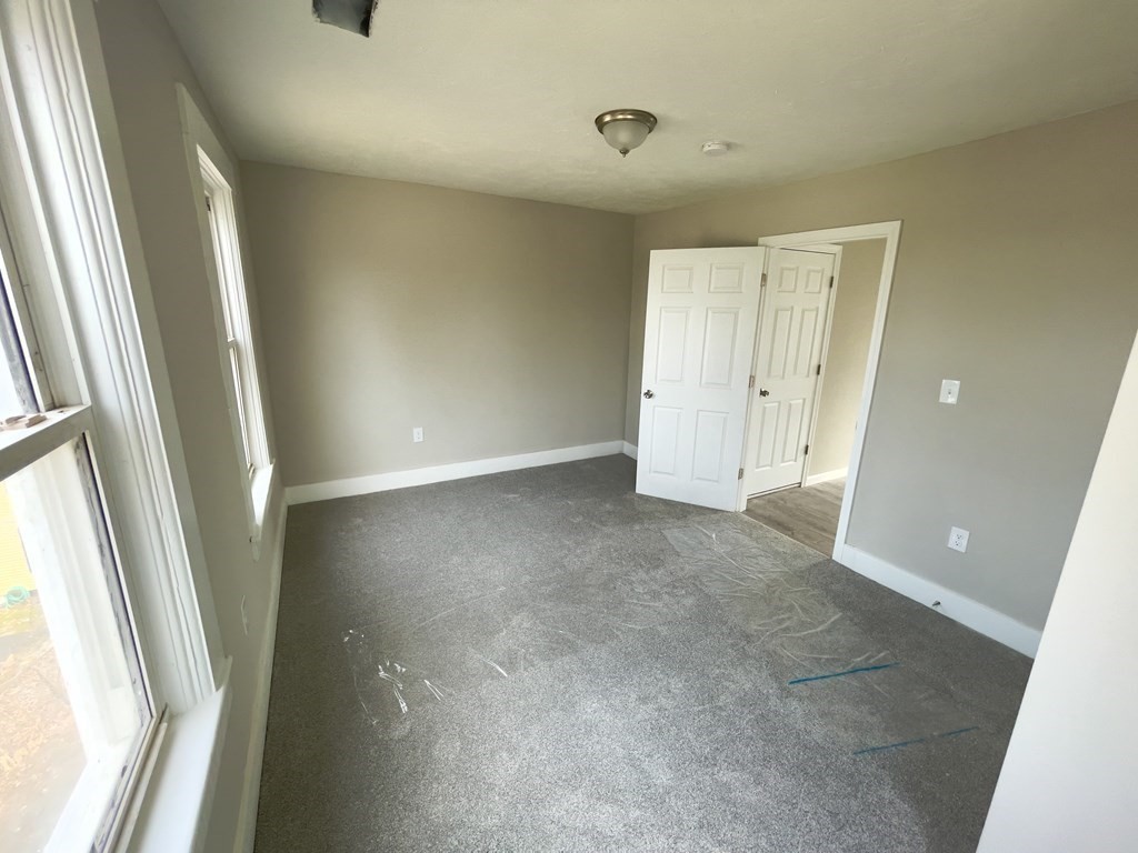 65 Maple Street Spencer, MA 01562 - Photo 13 of 30