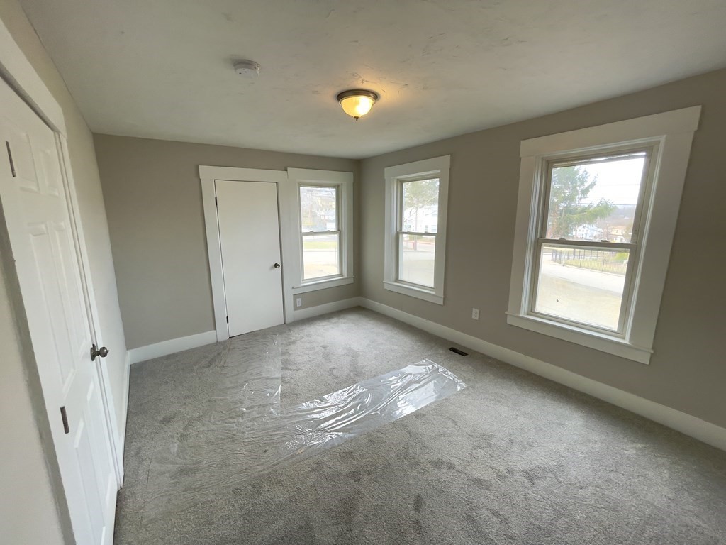 65 Maple Street Spencer, MA 01562 - Photo 16 of 30