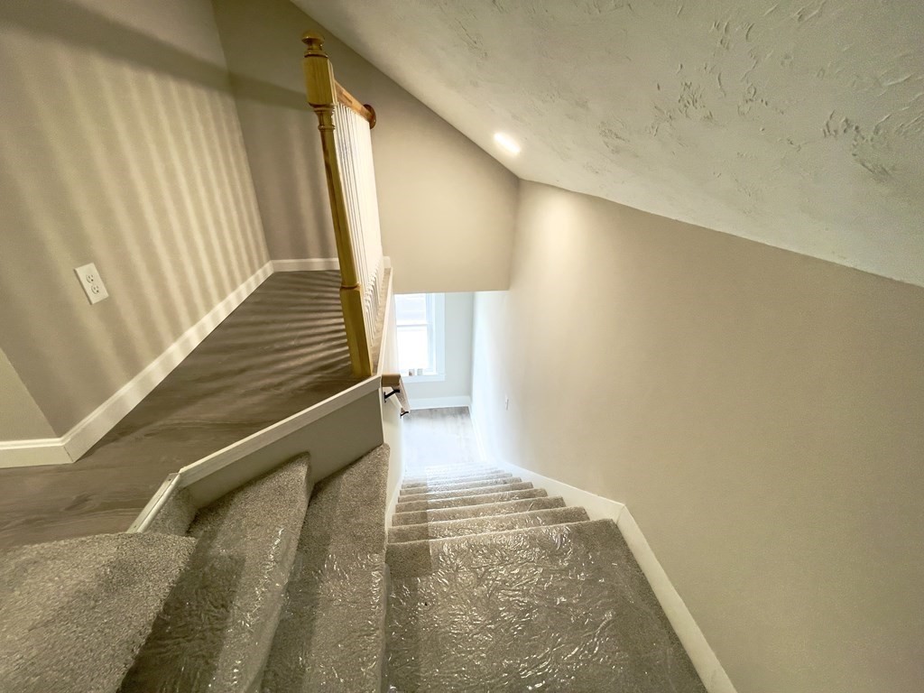 65 Maple Street Spencer, MA 01562 - Photo 24 of 30