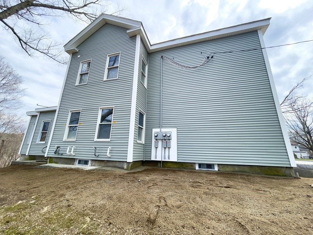 65 Maple Street Spencer, MA 01562 - Photo 3 of 30