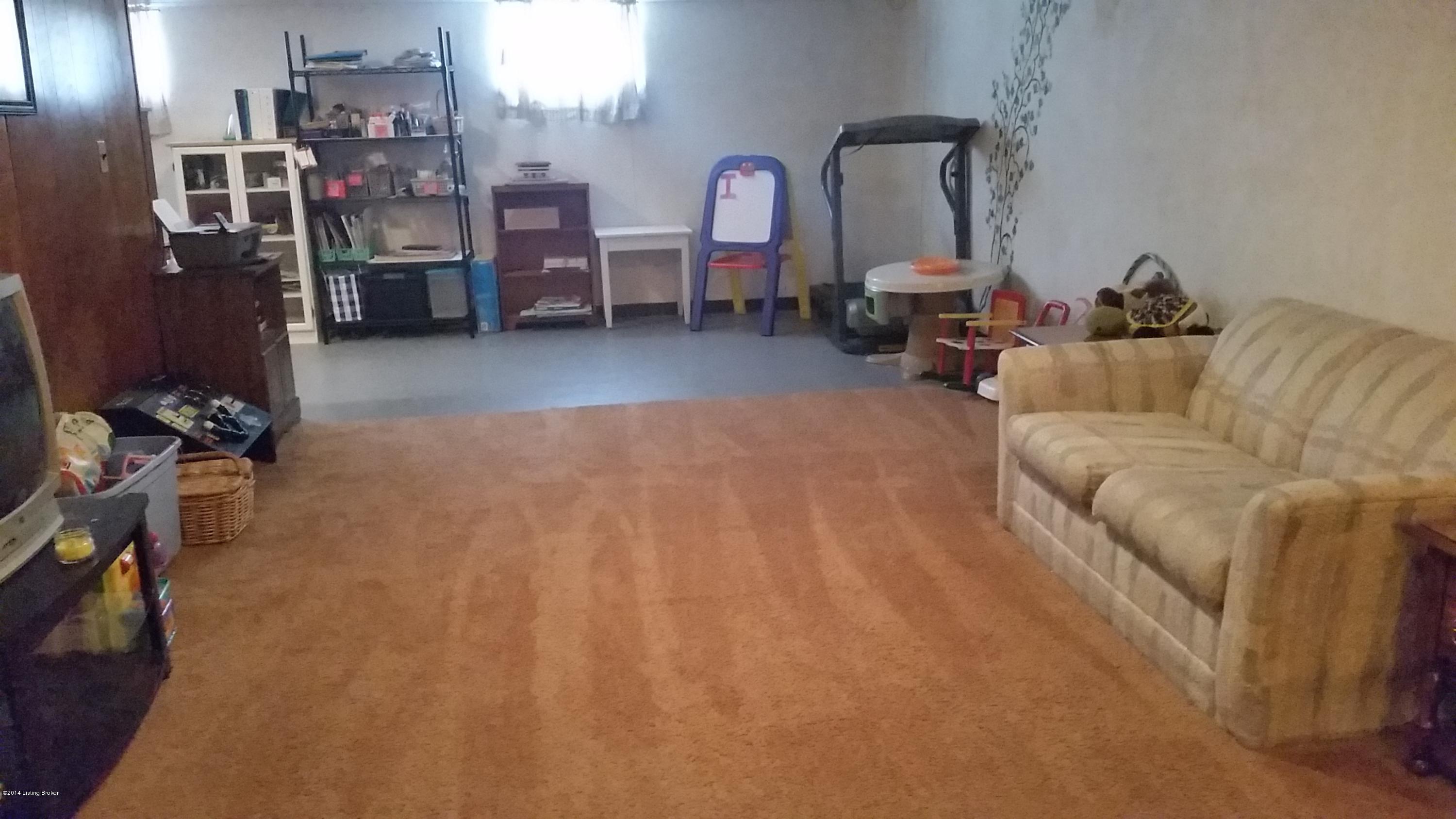 10808 Marcitis Road Louisville, KY 40272 - Photo 21 of 30 Family Room in Basement
