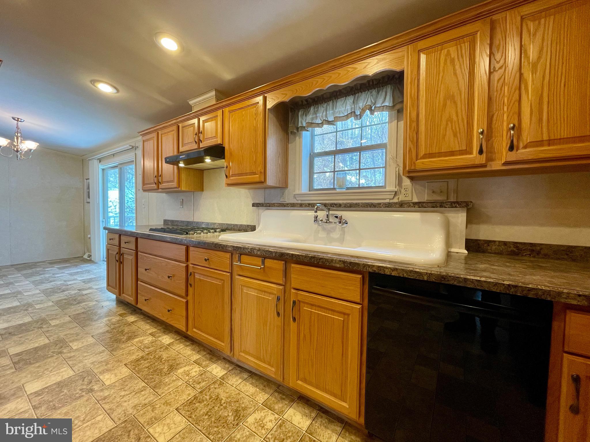 41 Spring Road Boyertown, PA 19512 - Photo 12 of 29