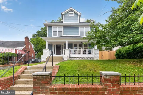 $1,500,000 | 3717 30th Place Northeast, Washington, DC 20018