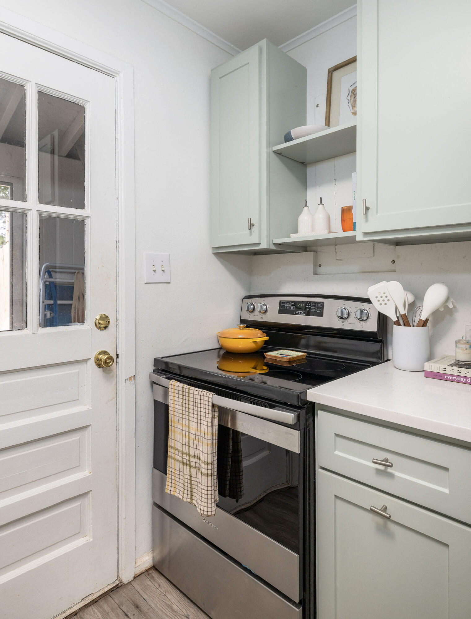 2 Ellen Avenue Mount Pleasant, SC 29464 - Photo 14 of 47 413A3347-Edit